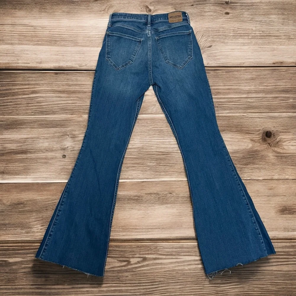 Hollister Two-Tone Blue Patchwork Flare Jeans - Picture 7 of 14
